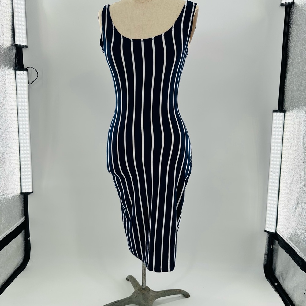 Love J Blue White stripe dress Size Small